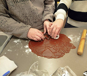 Tööampser piparkookide valmistamine